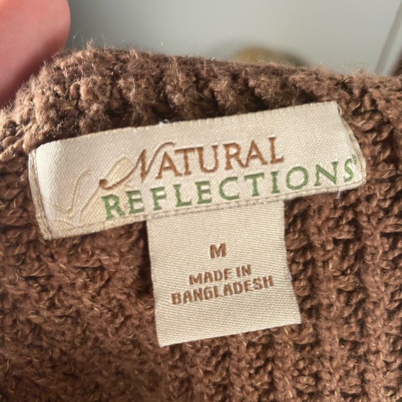 Natural Reflections Vintage Women’s Medium Knit Buttoned Sweater - Picture 4 of 6